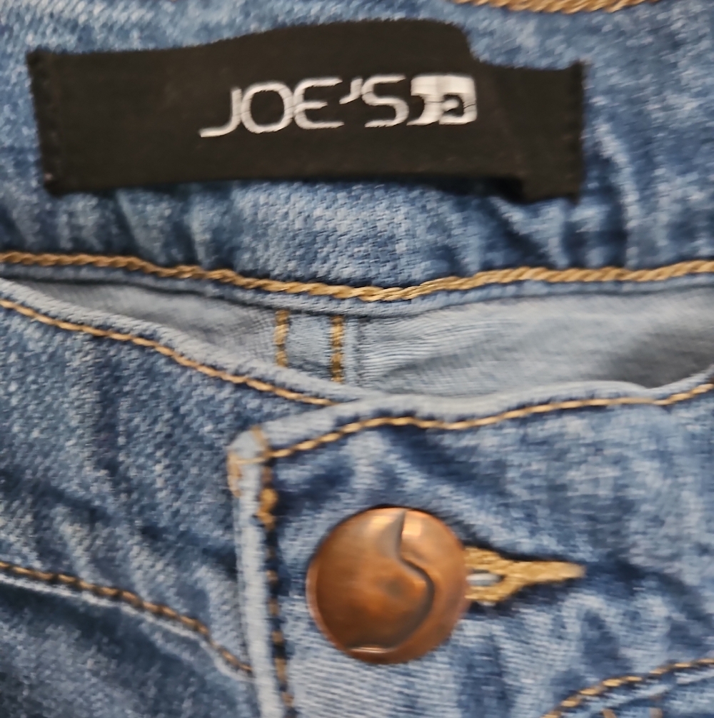 Joe's Jeans Blue Denim Jeans - Picture 2 of 5